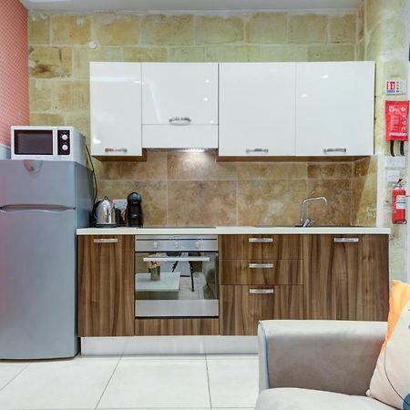 Cozy And Modern Valletta 1-Bedroom ภายนอก รูปภาพ