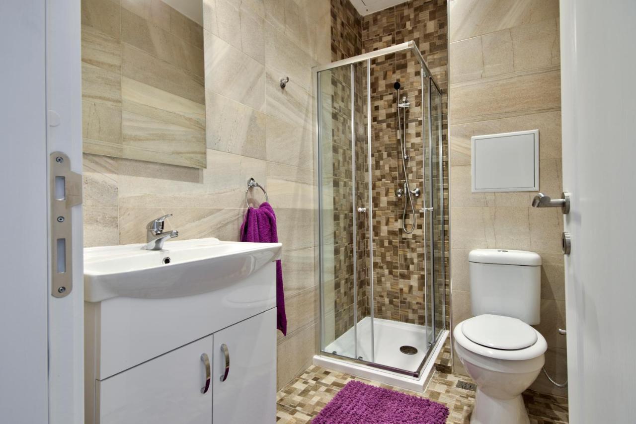 Cozy And Modern Valletta 1-Bedroom ห้อง รูปภาพ